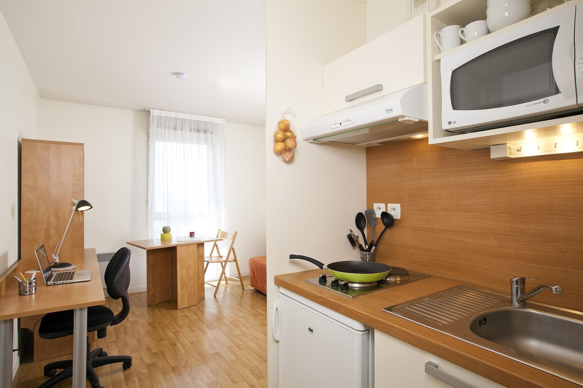 Sejours & Affaires Rennes Longs Champs Aparthotel Εξωτερικό φωτογραφία